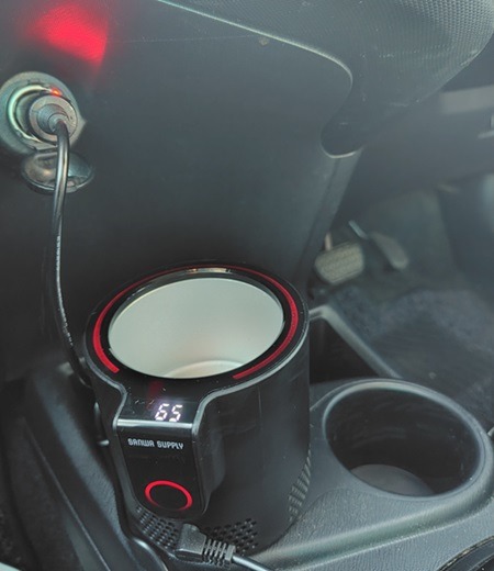 サンワサプライ「車載用温冷度ドリンクホルダー」画像8