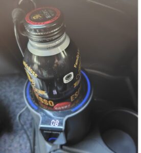 サンワサプライ「車載用温冷度ドリンクホルダー」画像3