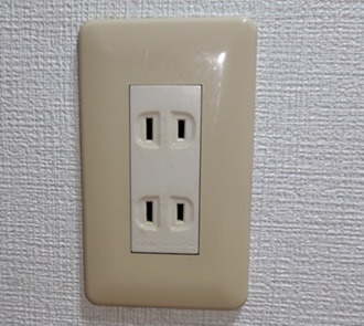 コンセント口写真