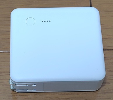 無印良品「急速充電ができるモバイルバッテリー付充電器」画像3