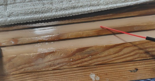 襖の開閉音対策シリコンスプレーの方法2