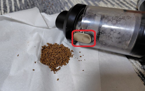 Mitea Lab「MyStick Air V2」をハンディクリーナーでワンタッチゴミ捨て