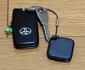 UGREEN「FineTrack G」を貴重品に装着2