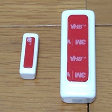 Switchbot開閉センサーの裏面