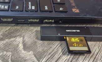 SDカードスロットのないPCとSDカードリーダー