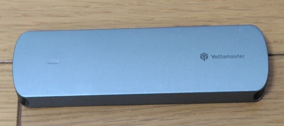 M.2 SSD 外付けケースの外観